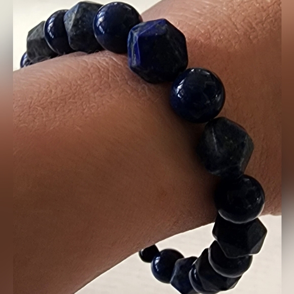 💙 Lapis Lazuli bracelet - Picture 2 of 4